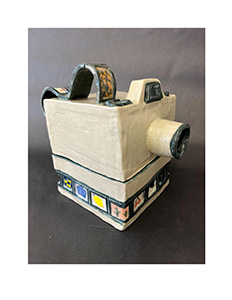 Image of Holly Pason's ceramic vessel, Camera Box.